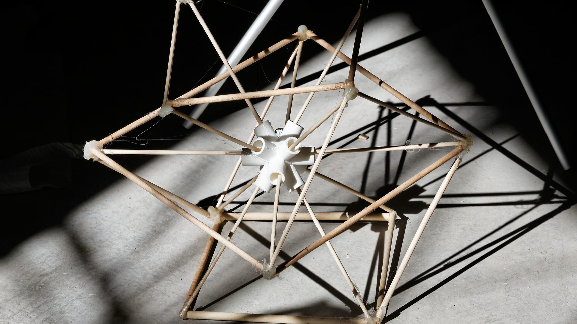 topo_R_theAmplifiedKiteWorkshop_web_16